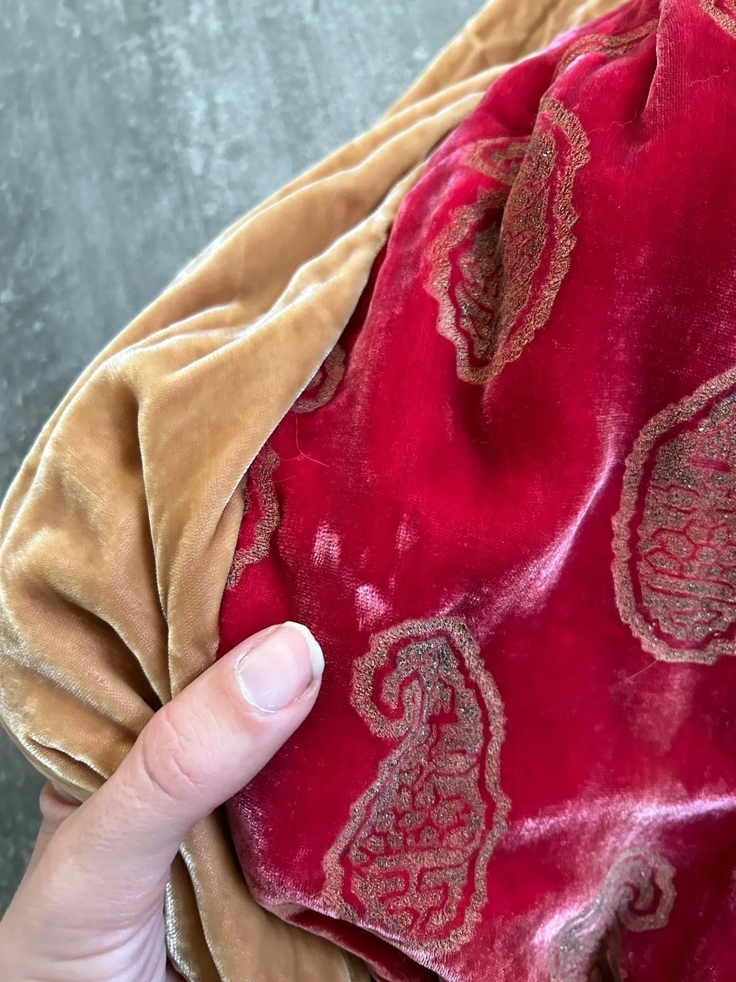 1920s stenciled cape . vintage 20s silk velvet coat . one size