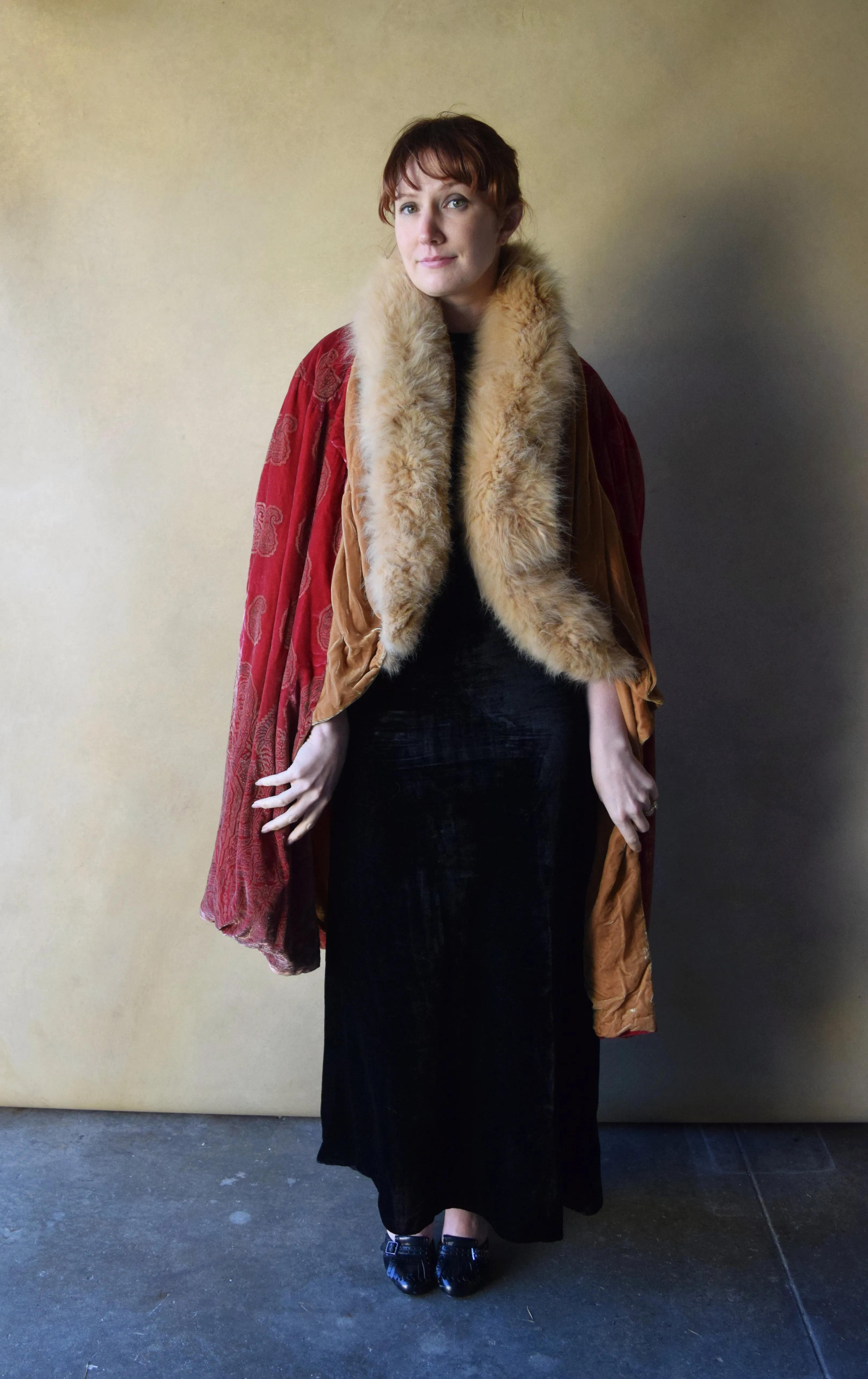 1920s stenciled cape . vintage 20s silk velvet coat . one size
