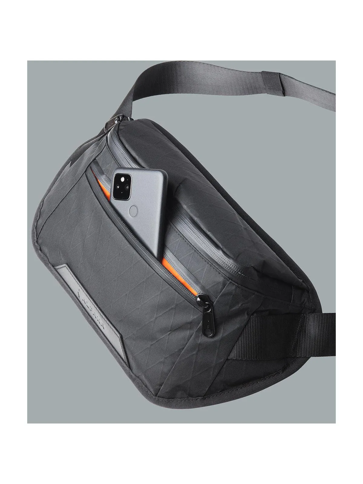 Alpaka Bravo Sling Mini Limited Edition Black VX21