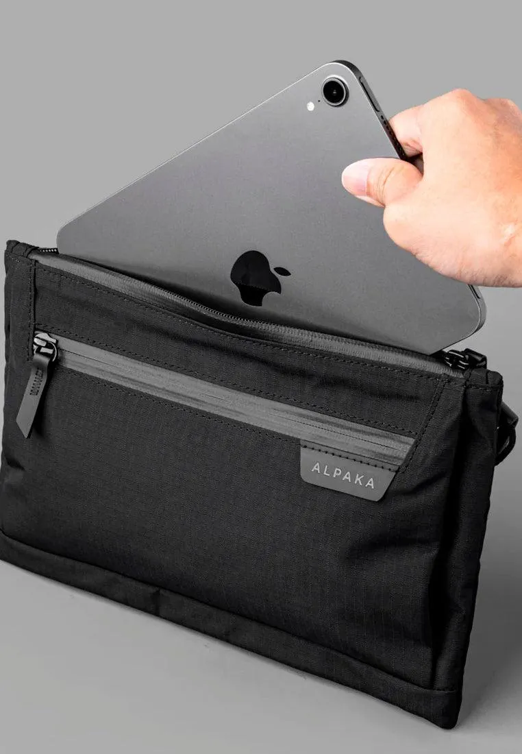 Alpaka Zip Pouch Max V2