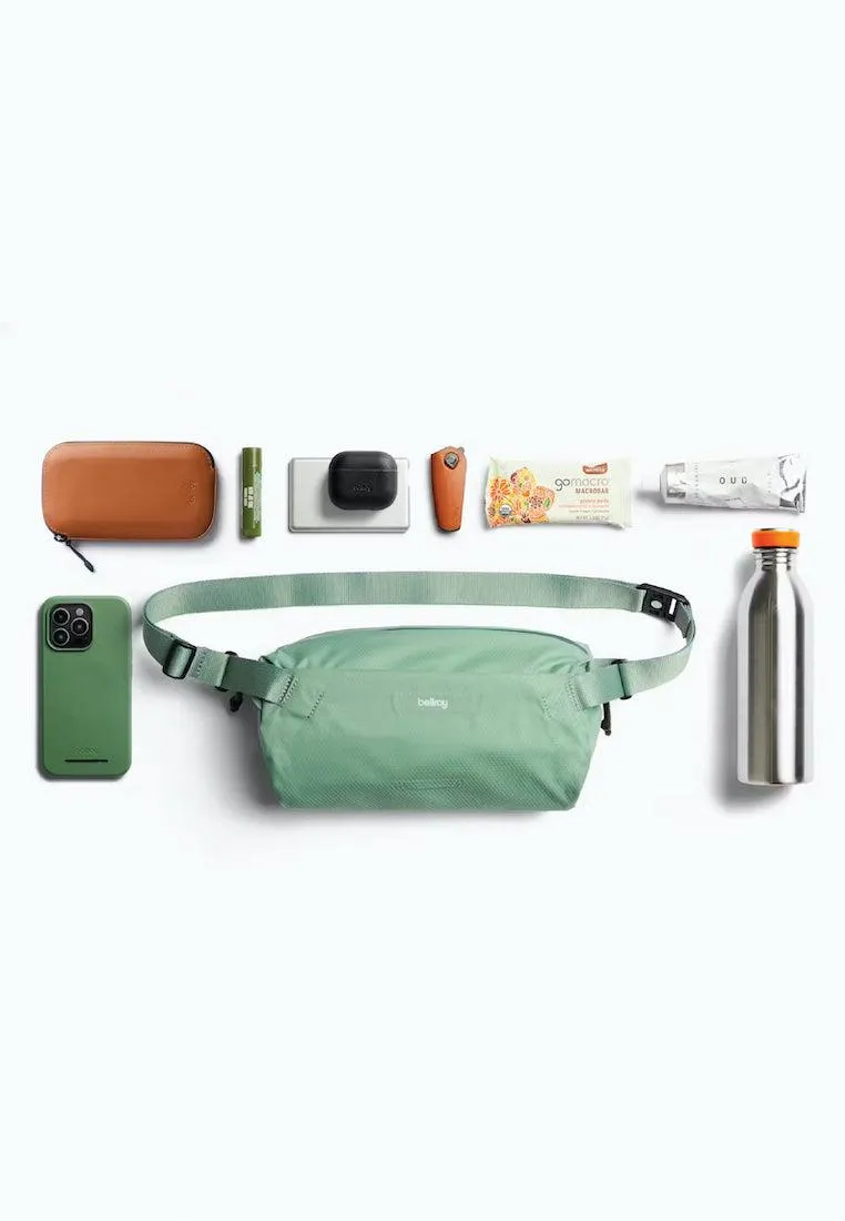 Bellroy Lite Sling Moss (Leather Free)