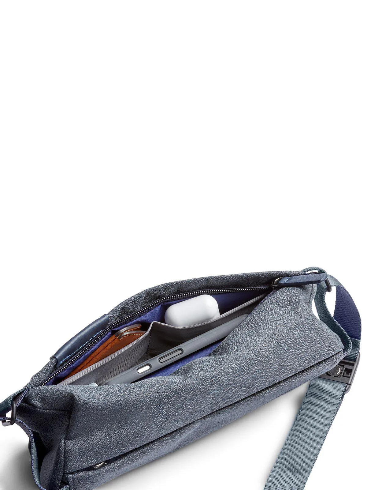 Bellroy Sling Bag Mini Basalt Recycled