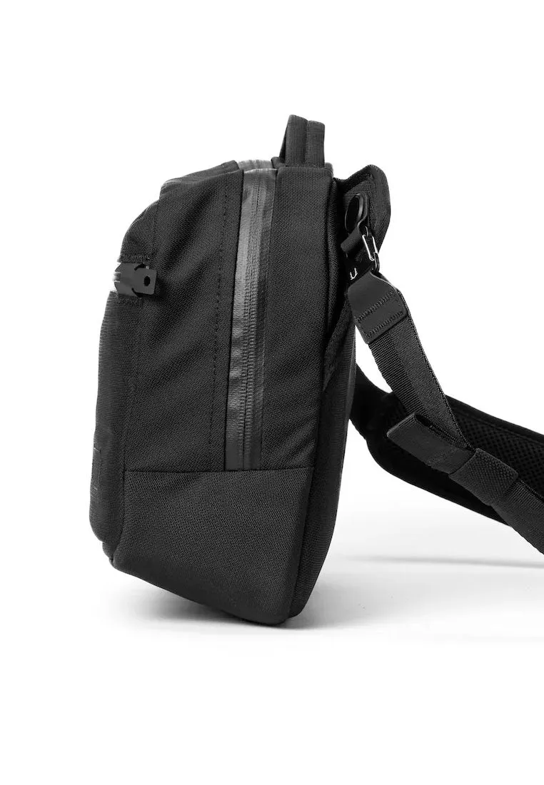 Black Ember Grip Sling Jet Black