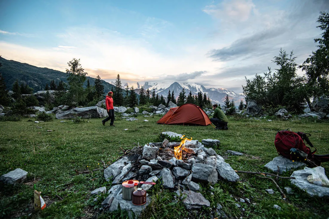 Dome Trekking Tent - 2 person - MT100