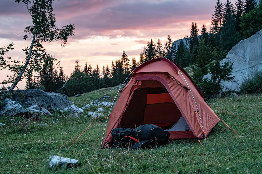 Dome Trekking Tent - 2 person - MT100