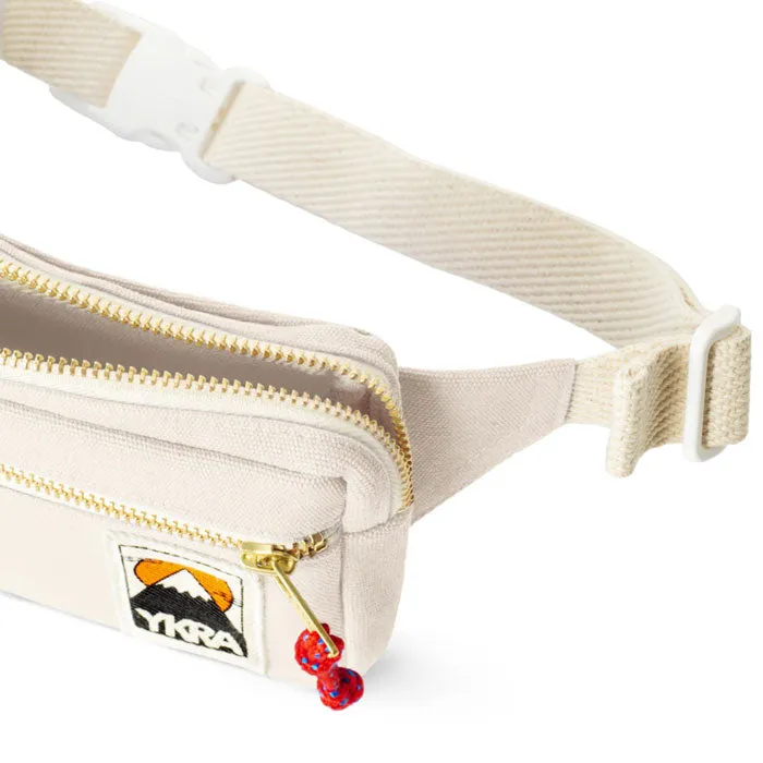 Fanny Pack in white von YKRA