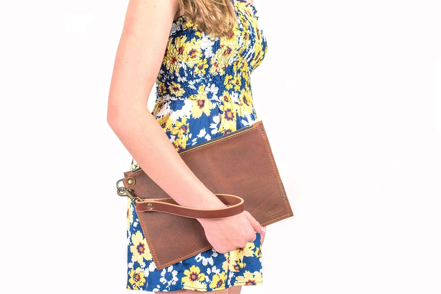 FELICITY ZIPPERED CLUTCH WITH WRISTLET - SMALL - COGNAC-BISON