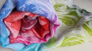 Natibaby Roses White Rainbow Woven Wrap